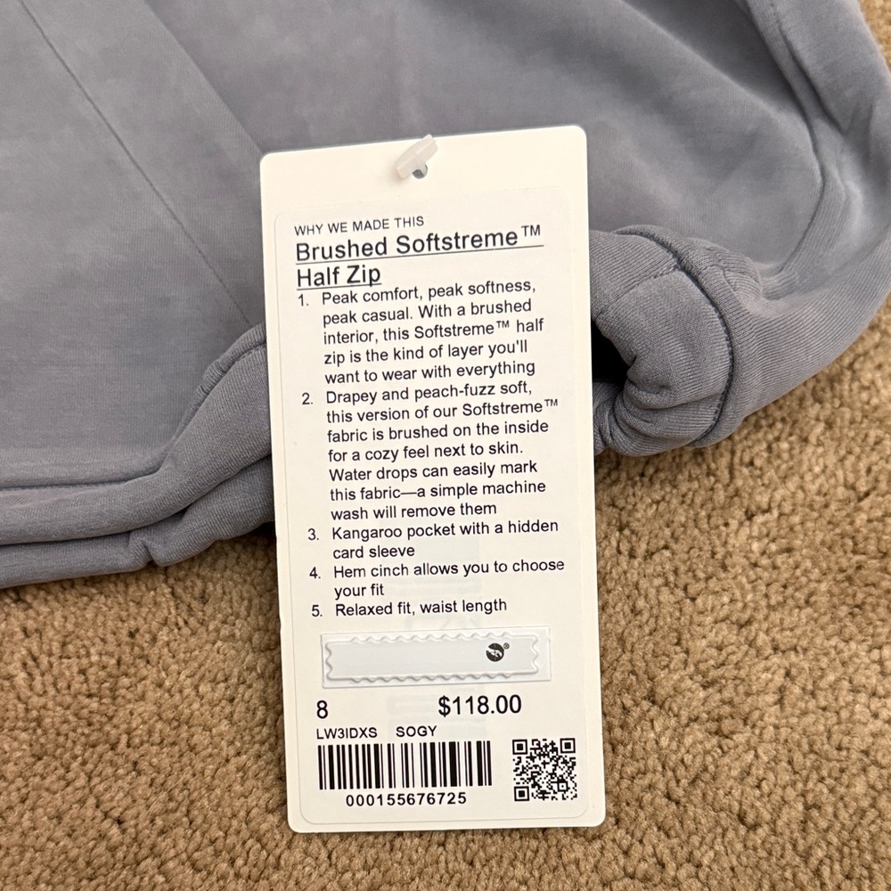Lululemon brushed soft tree Gray half zip pullover. Brand new. Never worn - Picture 2 of 5